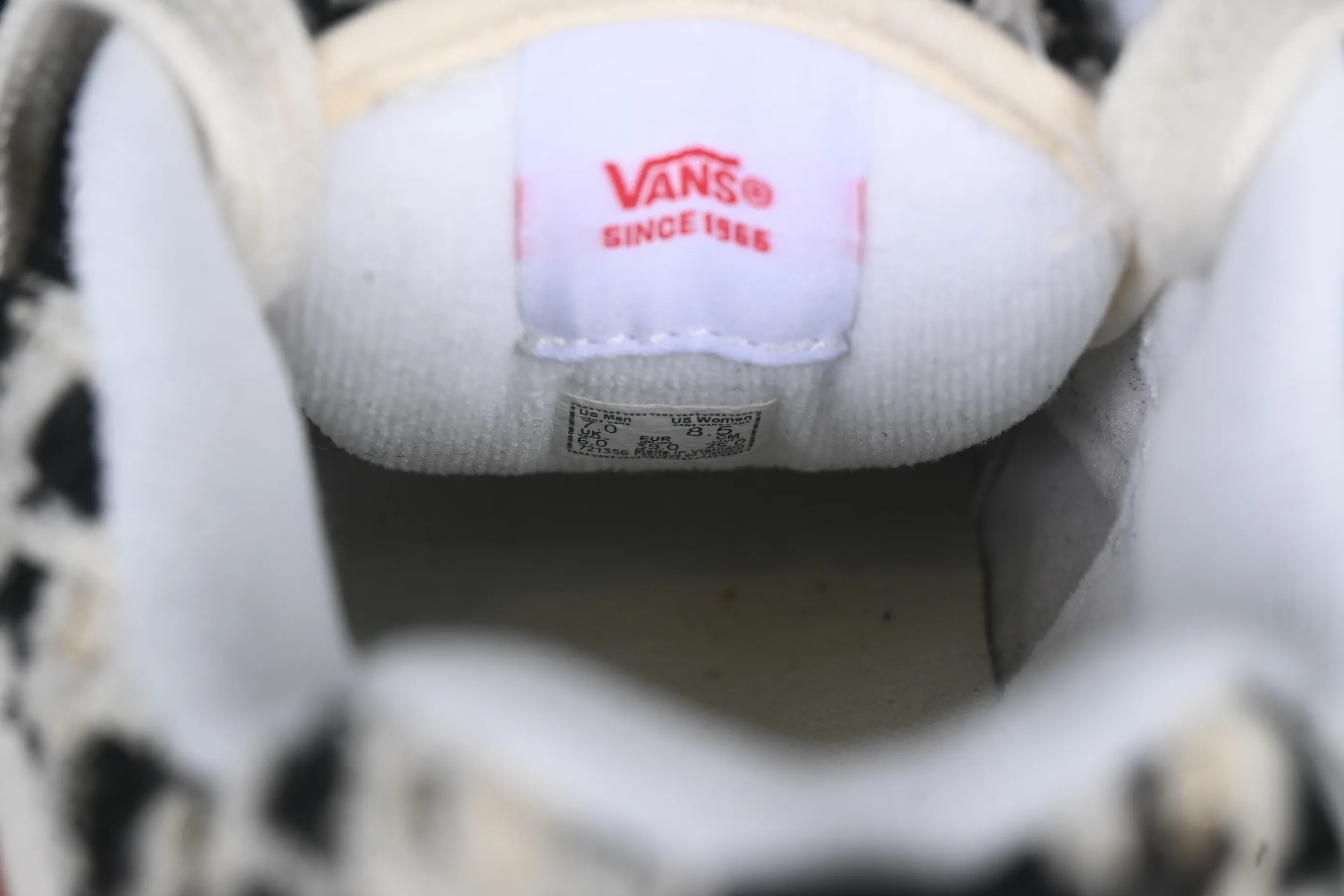 All categories Vans Vans series Vans Low Vans low-top Vans Caldrone Vans official American retro casual skateboard shoes VN0A5JM2BA21